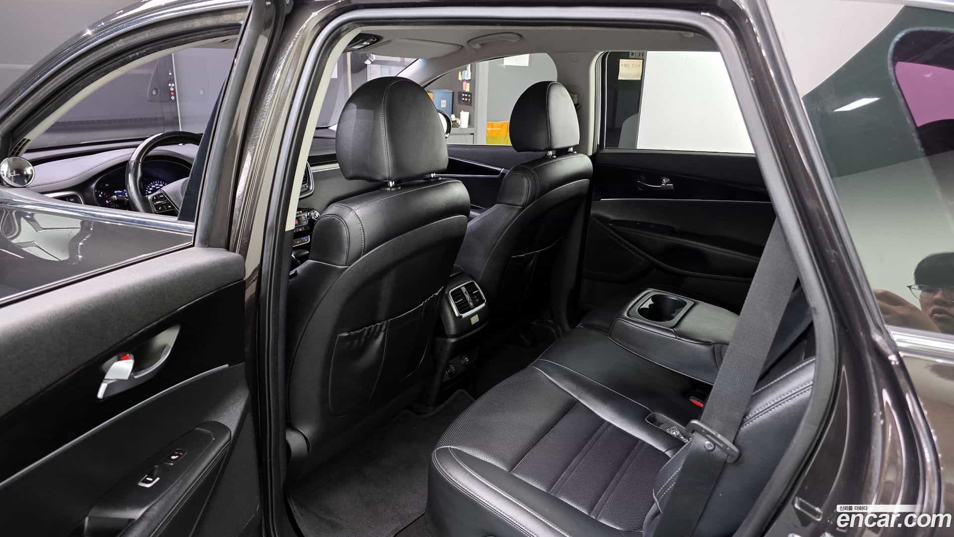 Sorento Kia 2018.4-OPTION-015