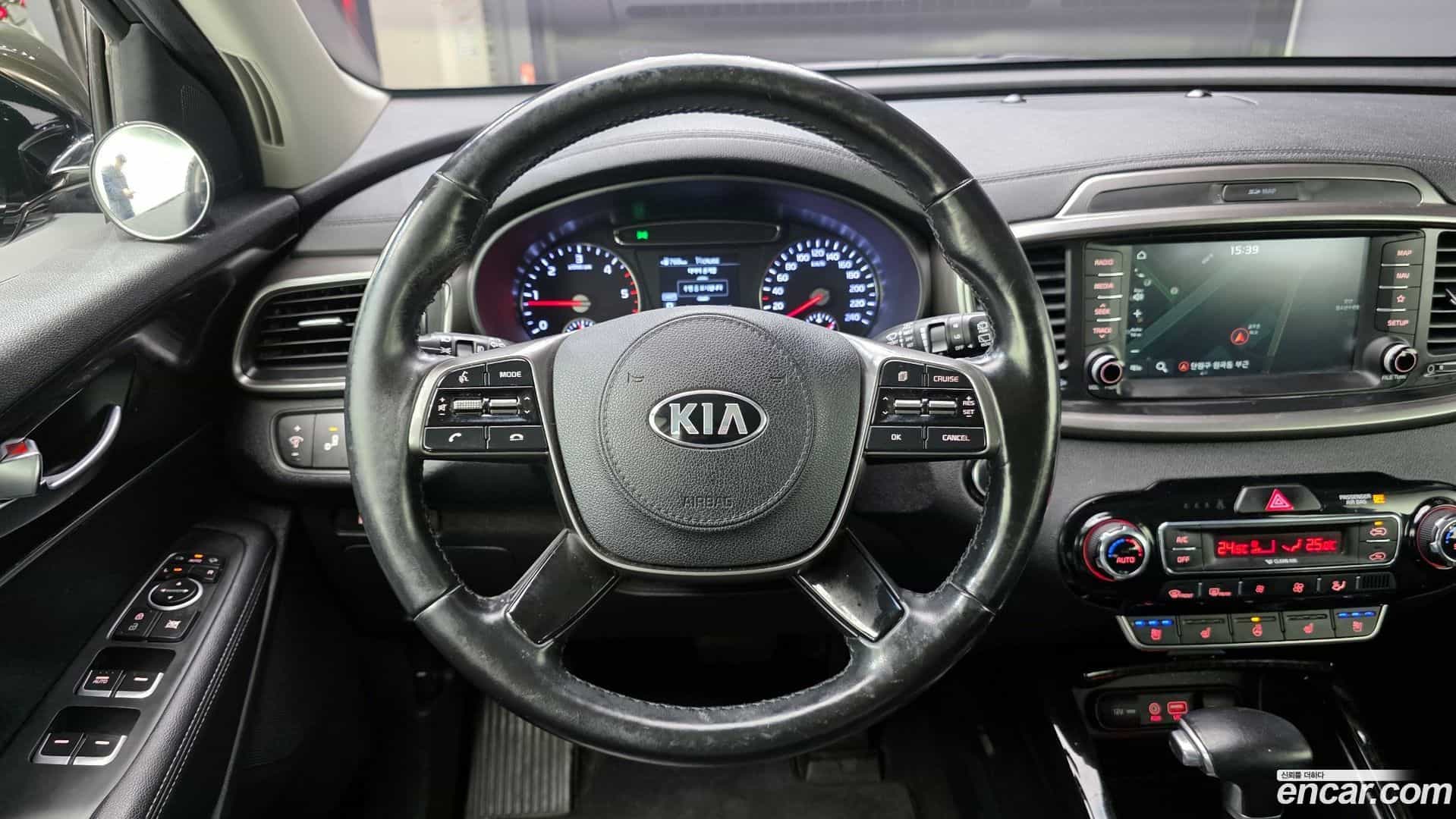 Sorento Kia 2018.4-OPTION-017