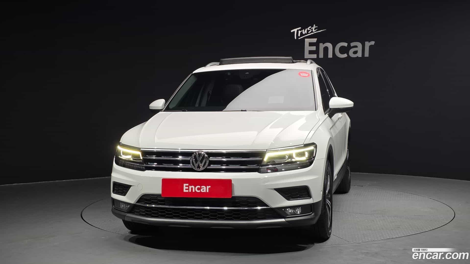 Tiguan Volkswagen 2020.5-OUTER-003