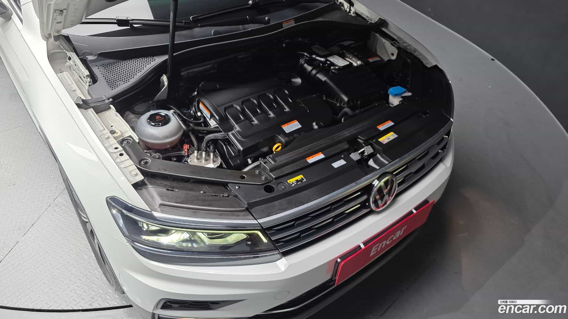 Tiguan Volkswagen 2020.5-OUTER-006