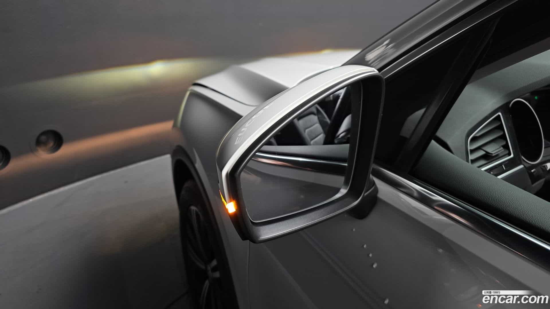 Tiguan Volkswagen 2020.5-OPTION-046