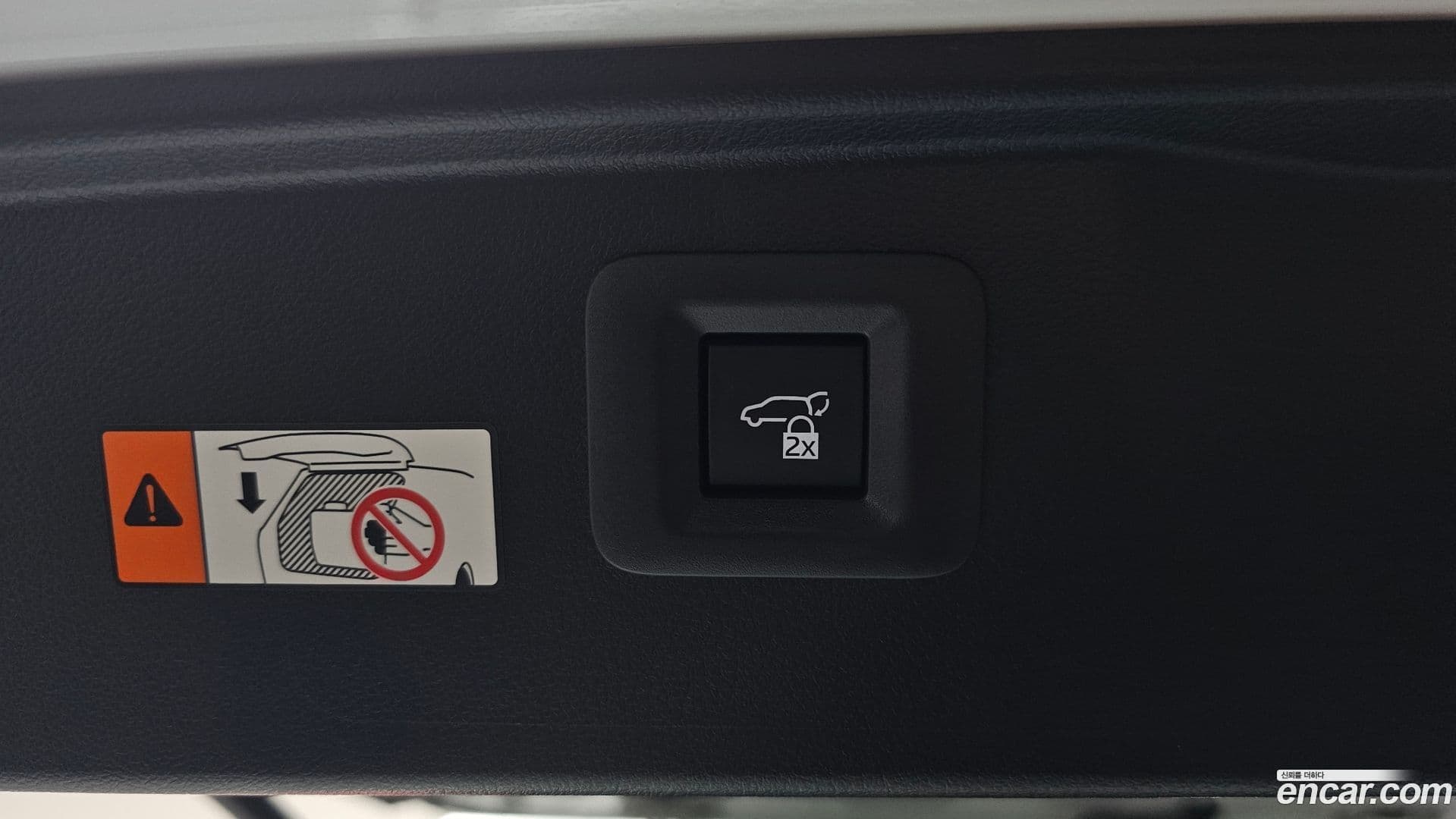 Main__Slider__Photo:Alphard Toyota 2024.9-30
