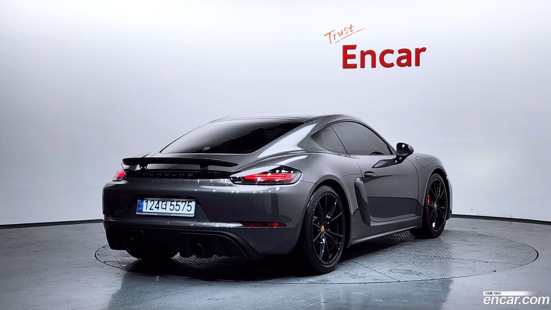 Main__Slider__Photo:718 Porsche 2018.7-1