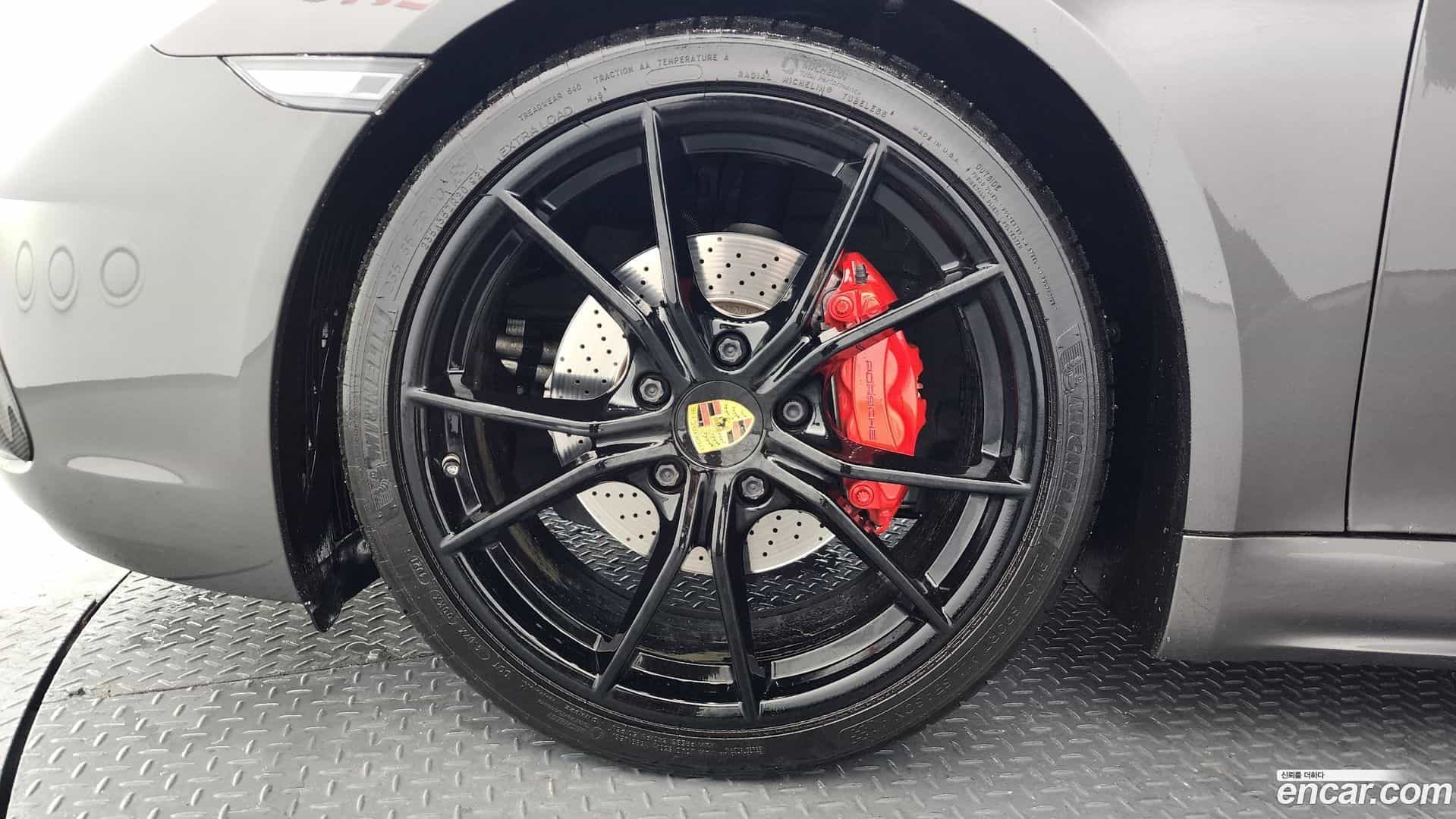 718 Porsche 2018.7-OUTER-005