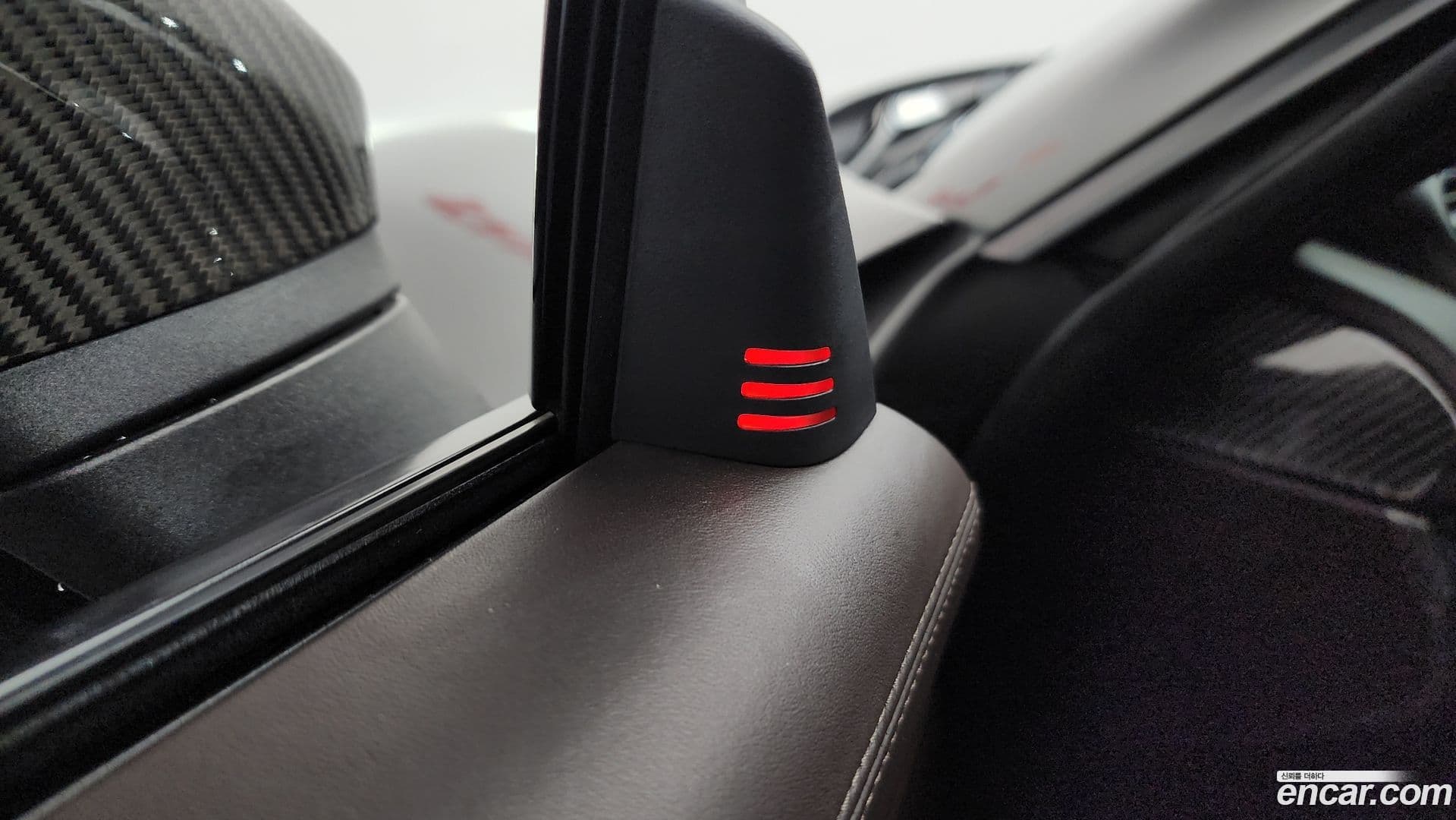 Main__Slider__Photo:718 Porsche 2018.7-15