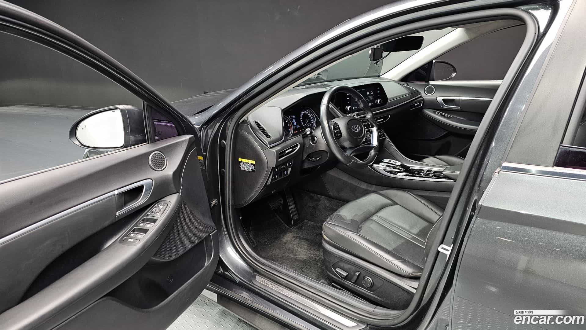 Sonata Hyundai 2019.5-OPTION-015
