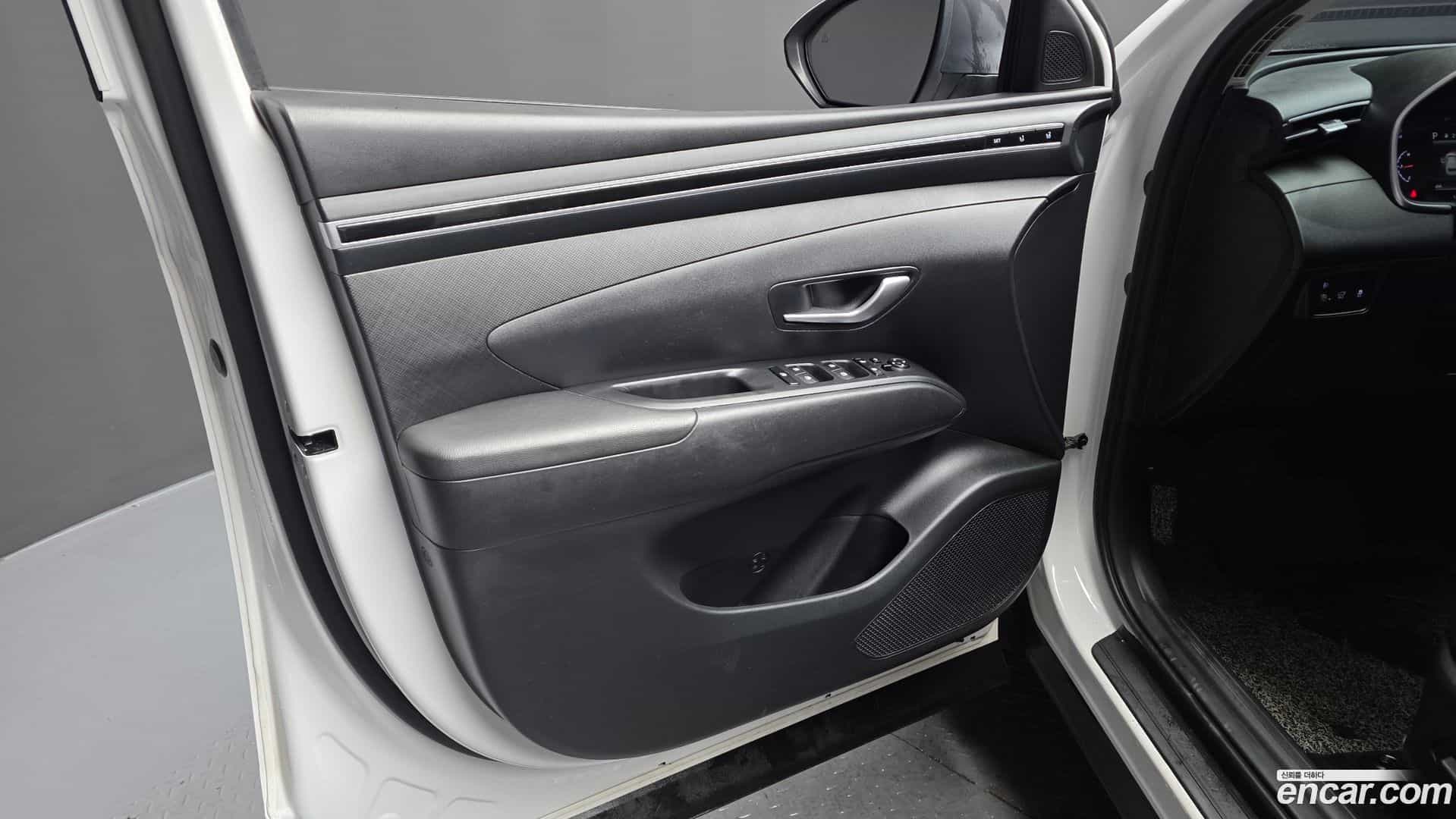 Tucson Hyundai 2023.1-INNER-034