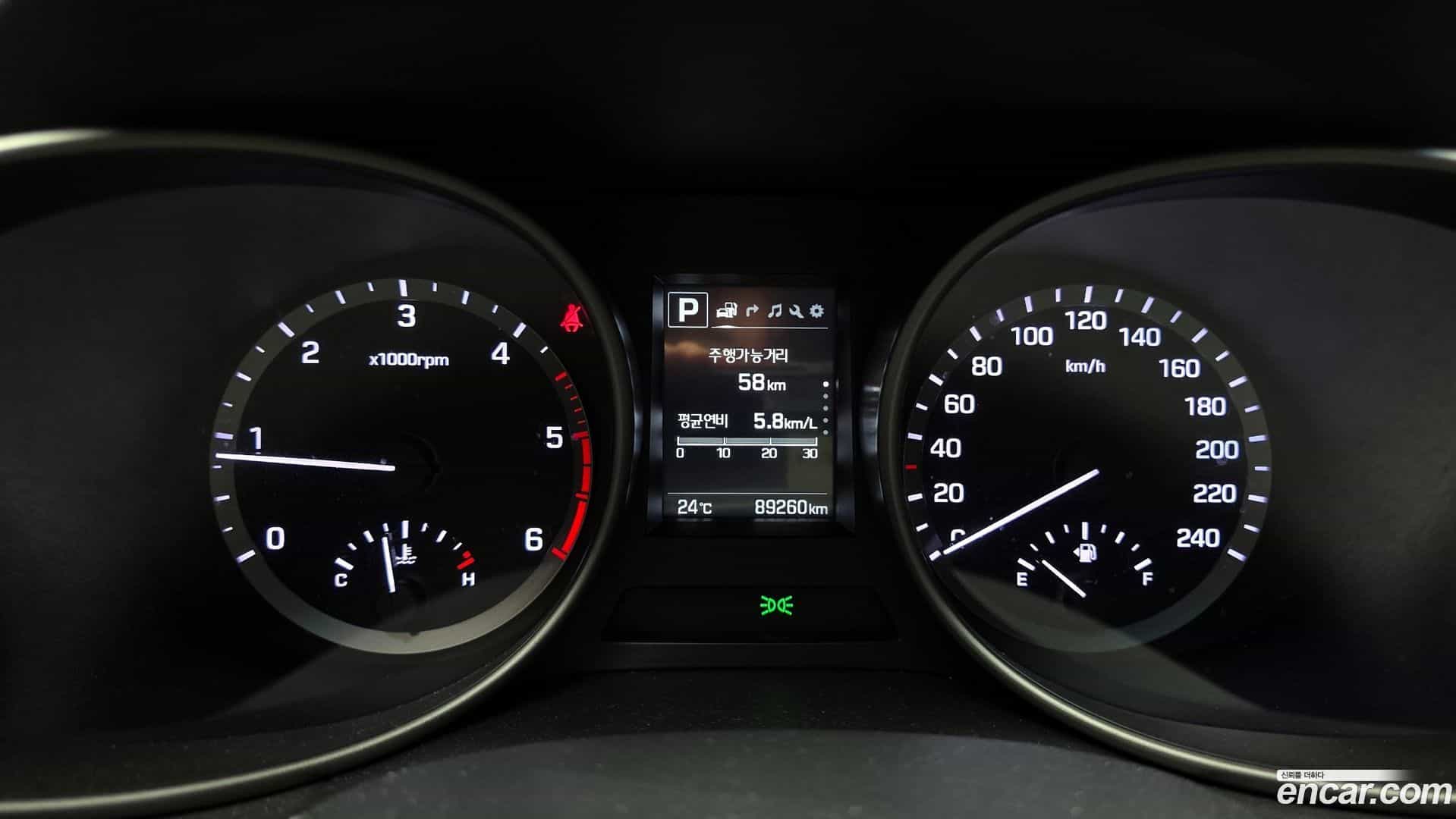 Santafe Hyundai 2016.5-INNER-008