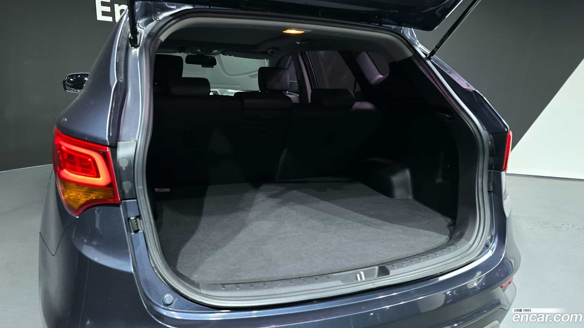 Santafe Hyundai 2016.5-OPTION-024