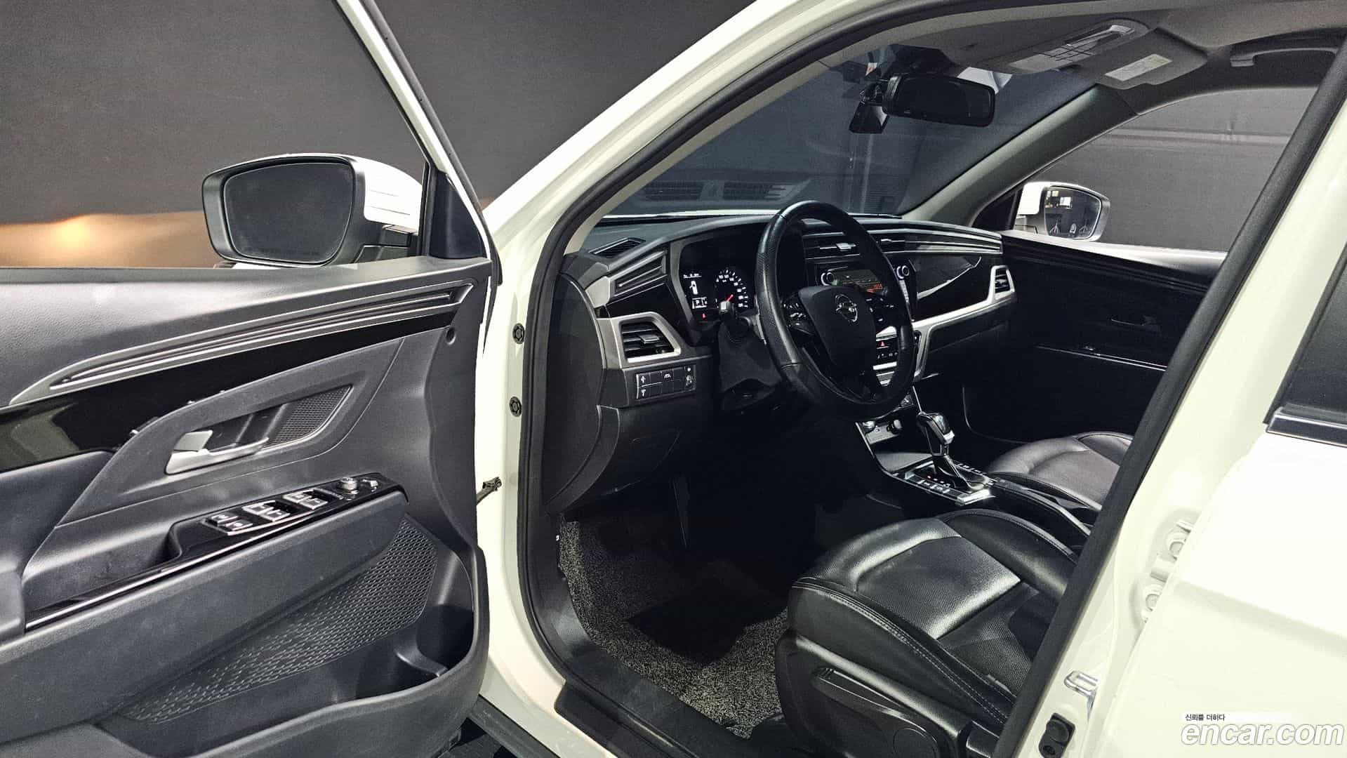 KORANDO KG Mobility 2020.5-INNER-010