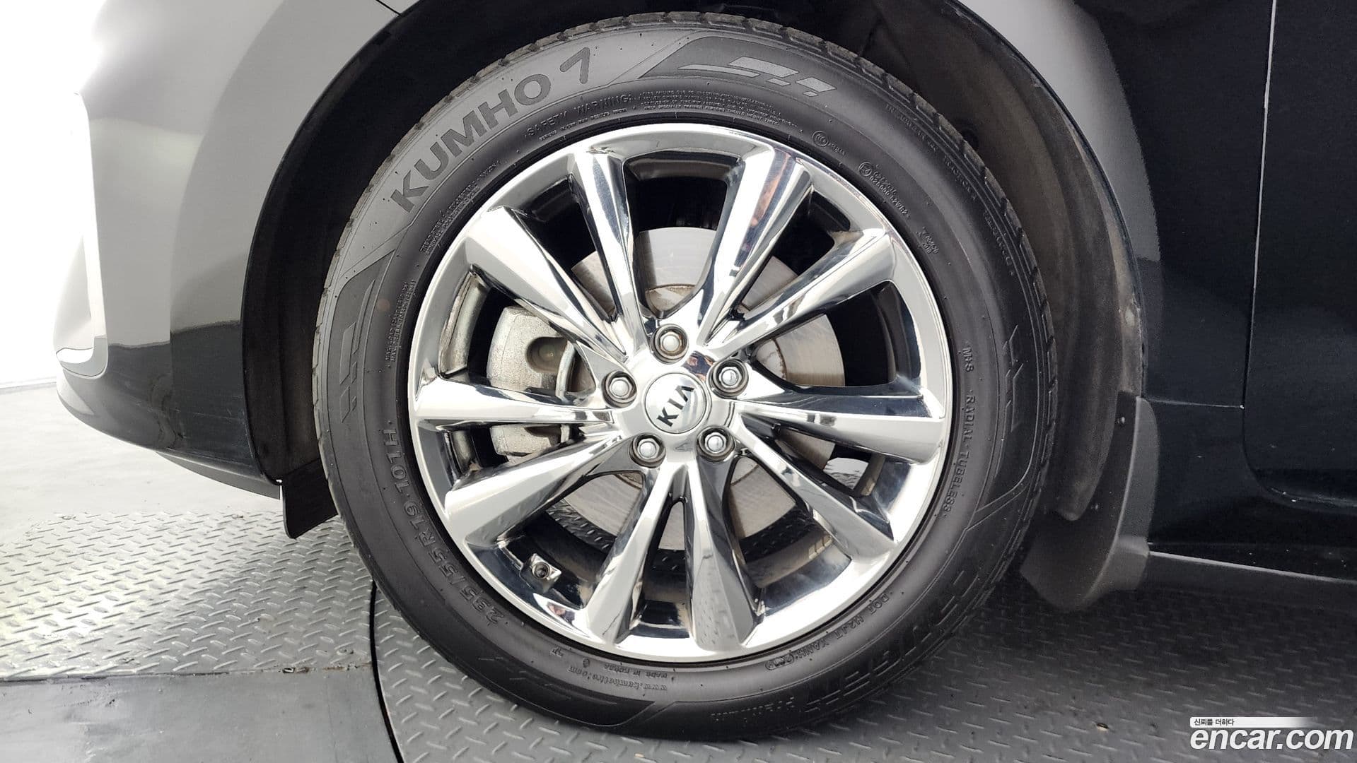 Main__Slider__Photo:Canival Kia 2019.6-4