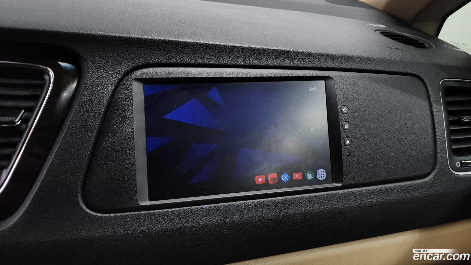 Canival Kia 2019.6-OPTION-020