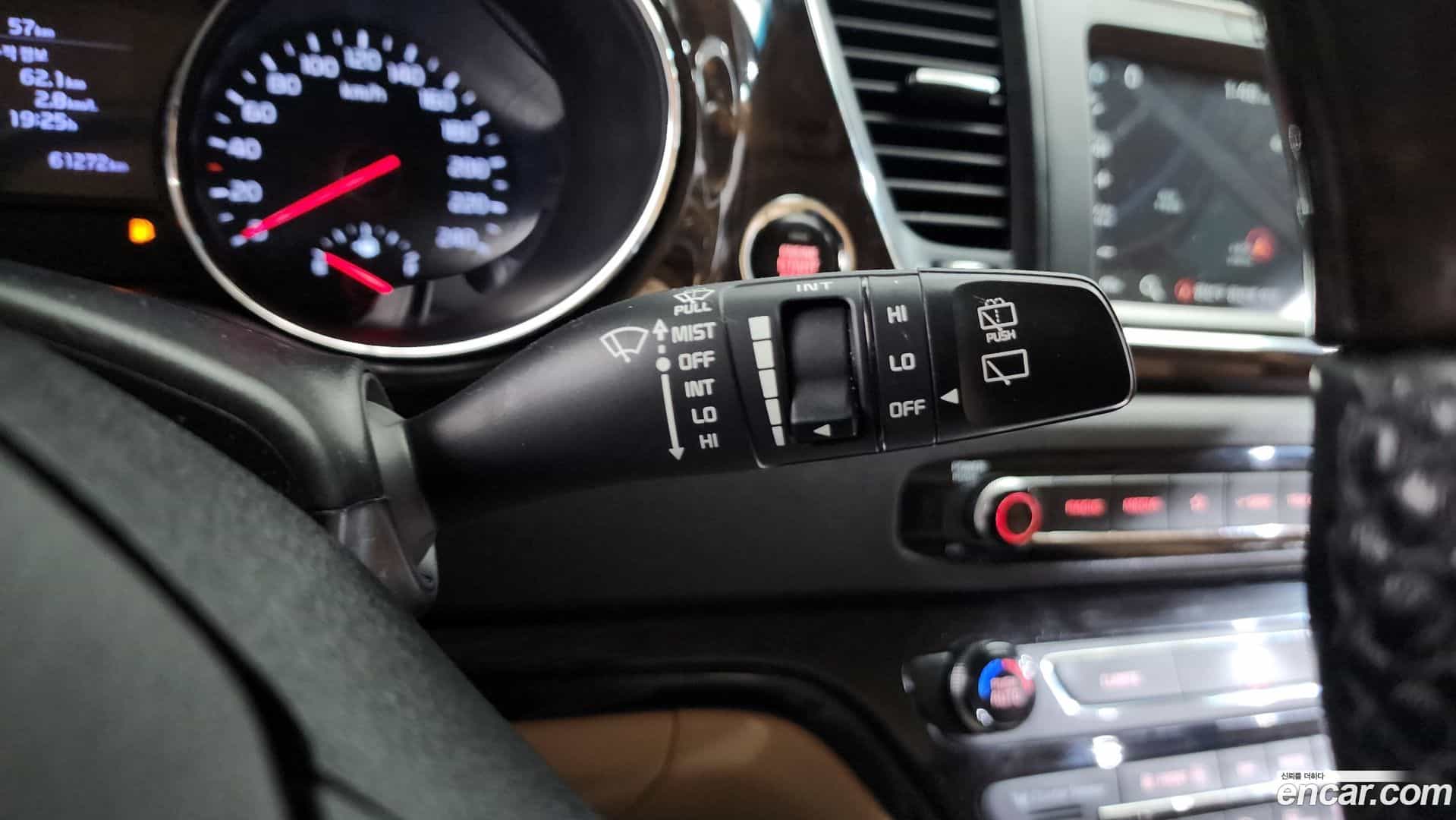 Canival Kia 2019.6-OPTION-041