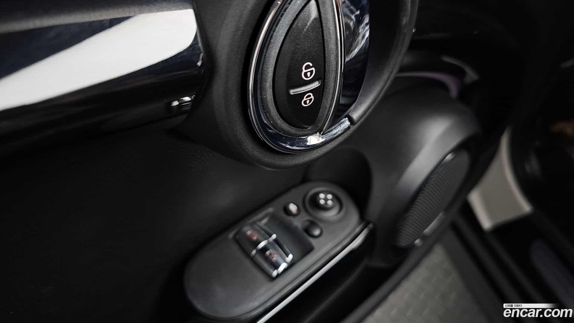 Cooper Mini 2023.6-OPTION-020