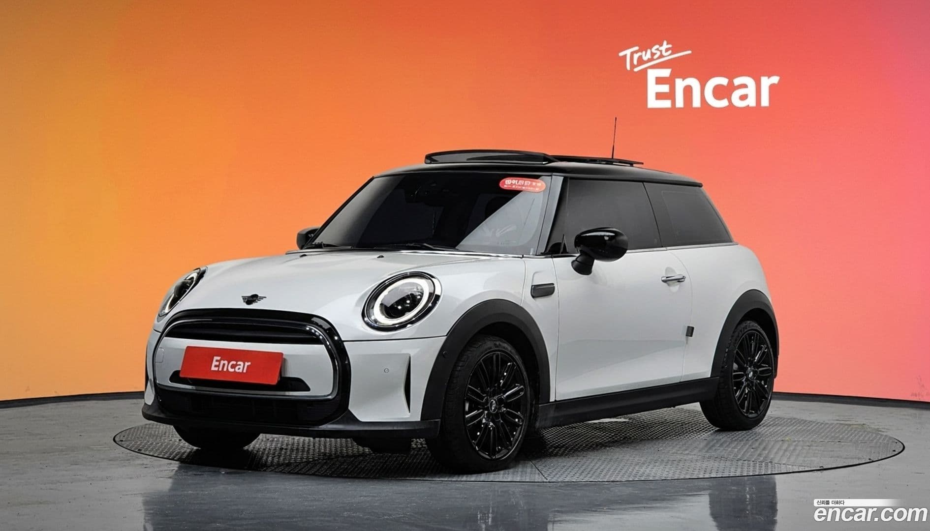 Main__Slider__Photo:Cooper Mini 2023.6-0