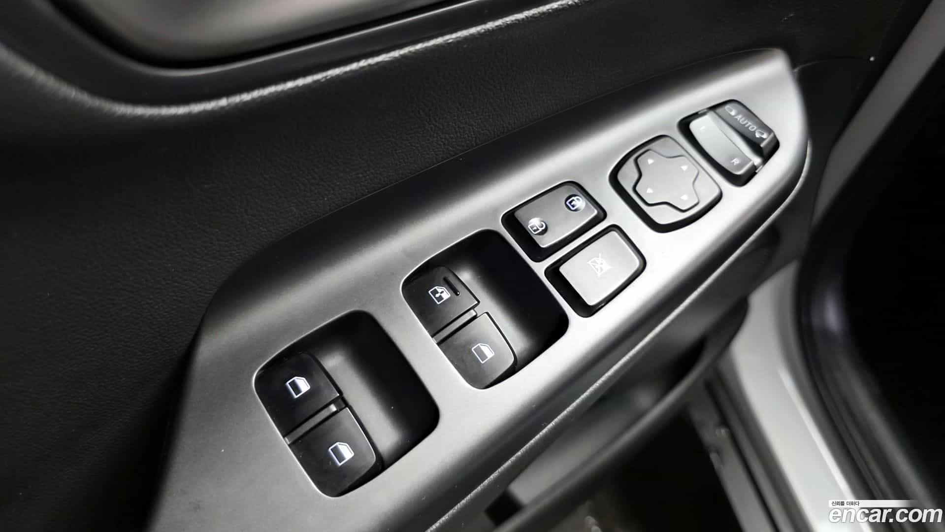 Kona Hyundai 2018.8-OPTION-017