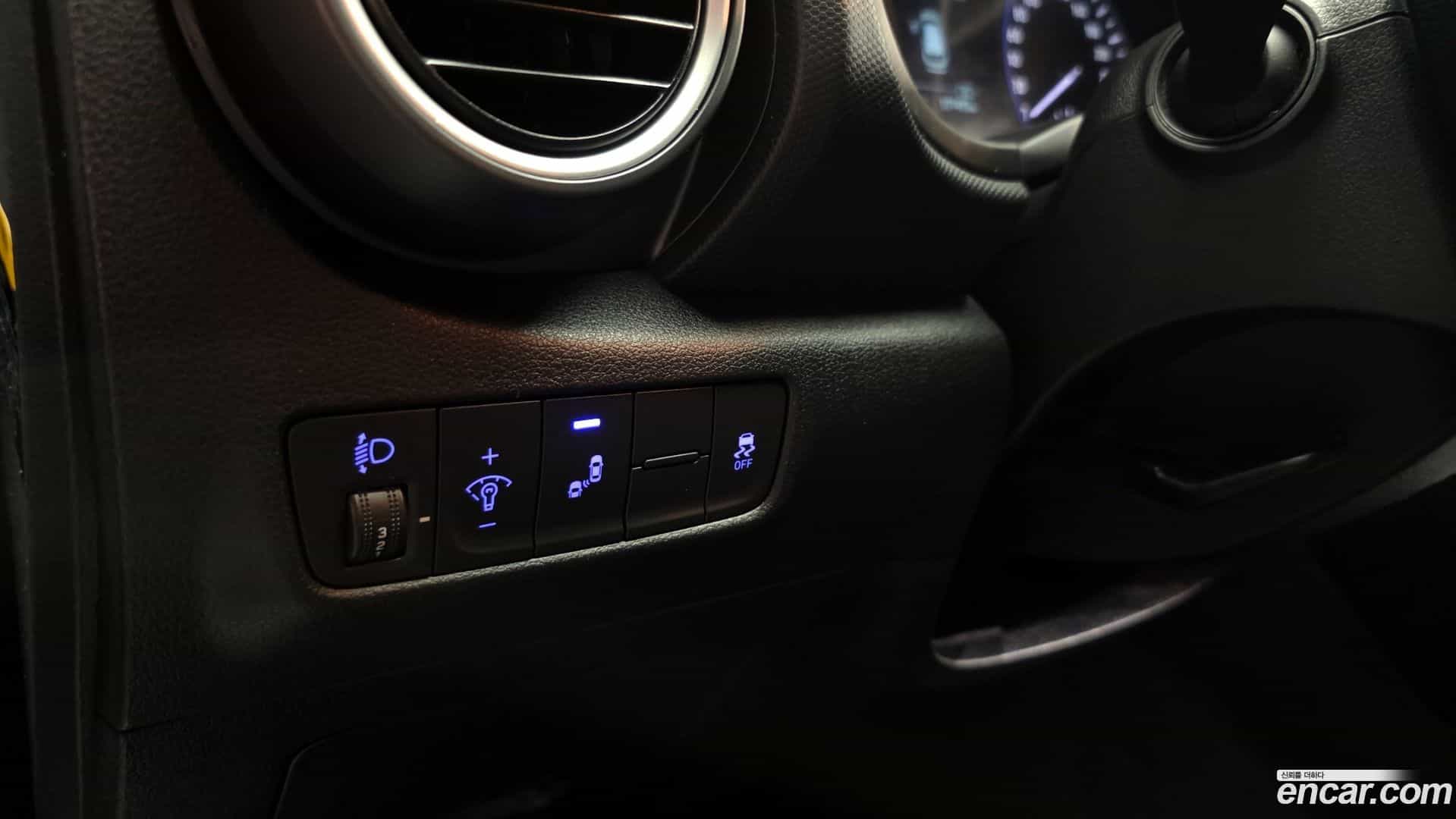 Kona Hyundai 2018.8-OPTION-018