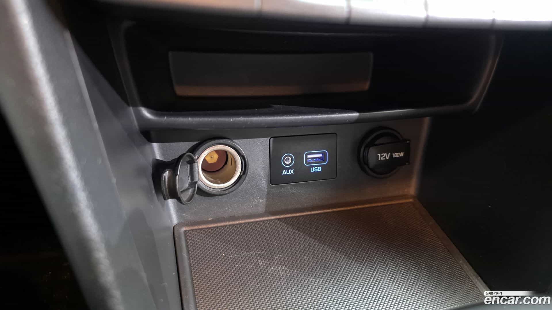 Kona Hyundai 2018.8-OPTION-040