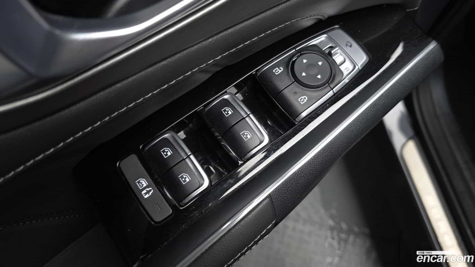 Sorento Kia 2023.2-OPTION-040
