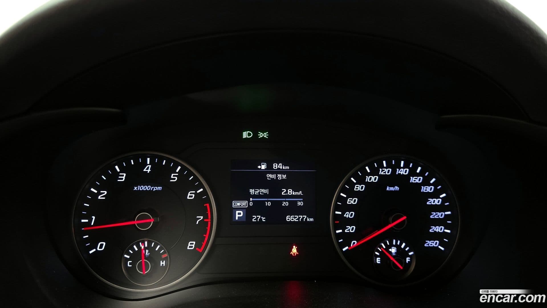 Main__Slider__Photo:Stinger Kia 2019.3-7