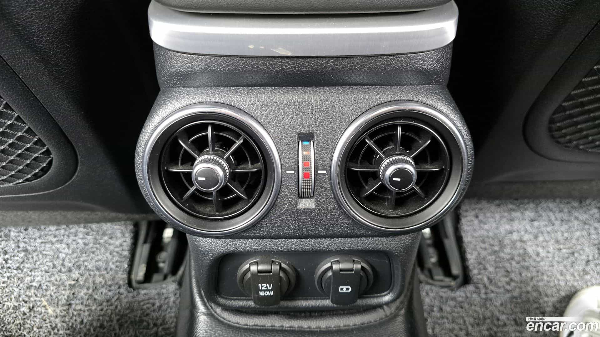 Stinger Kia 2019.3-OPTION-022