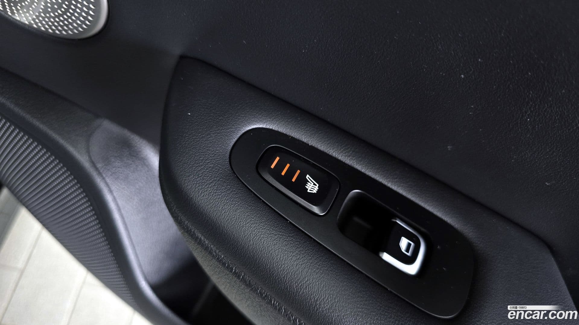 Main__Slider__Photo:Stinger Kia 2019.3-18