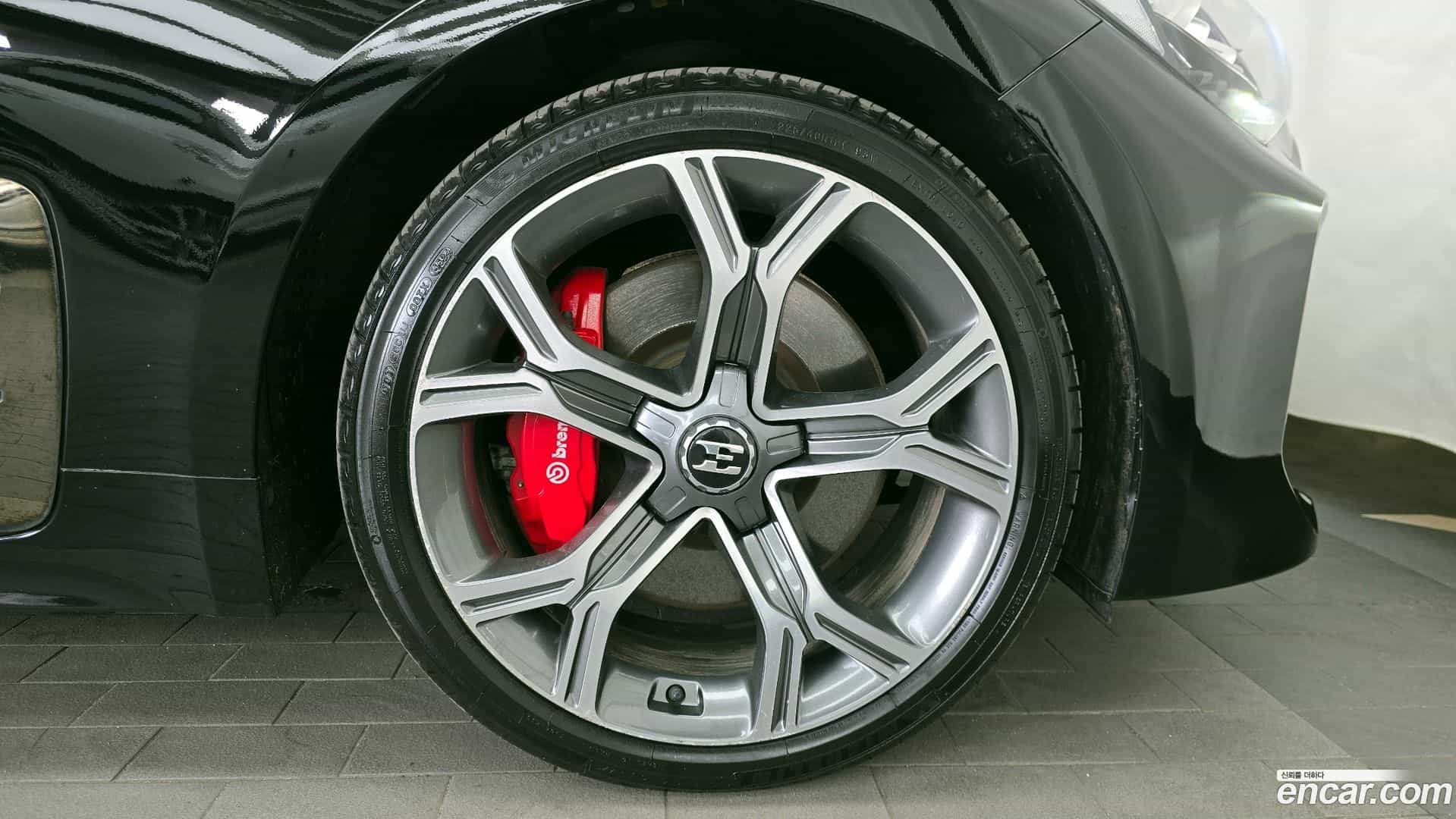 Stinger Kia 2019.3-OUTER-031