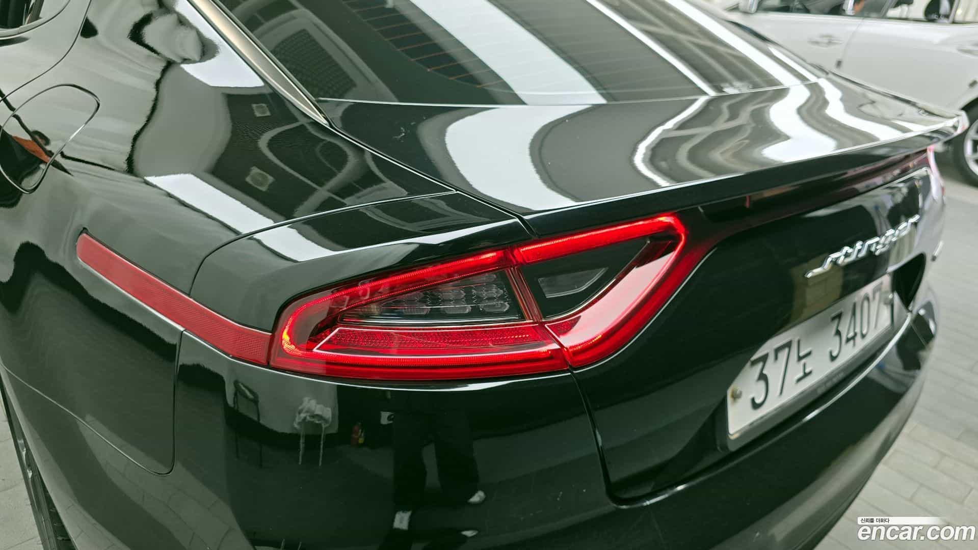 Stinger Kia 2019.3-OUTER-033