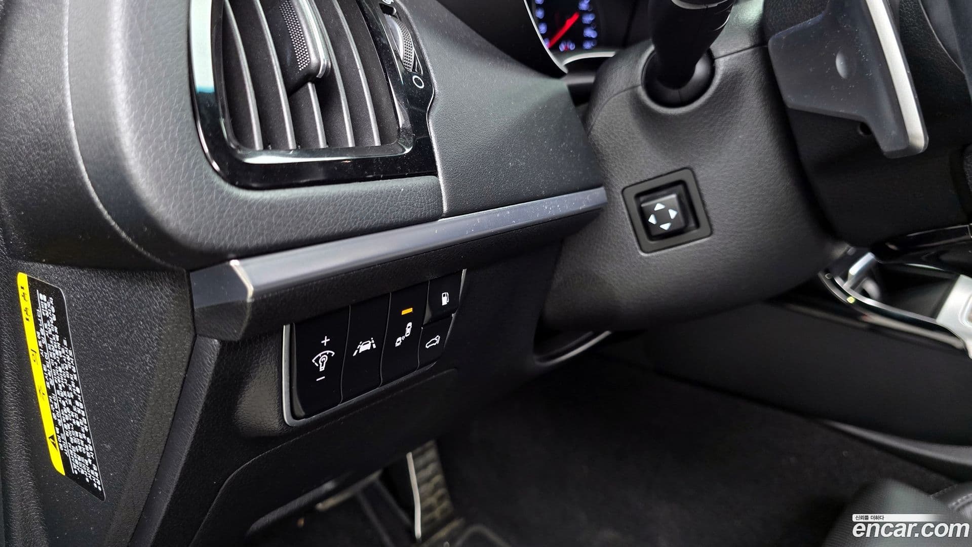 Main__Slider__Photo:Stinger Kia 2019.3-27