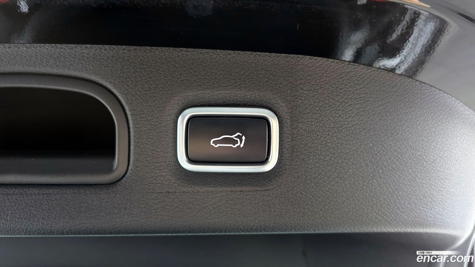 Main__Slider__Photo:Stinger Kia 2019.3-32