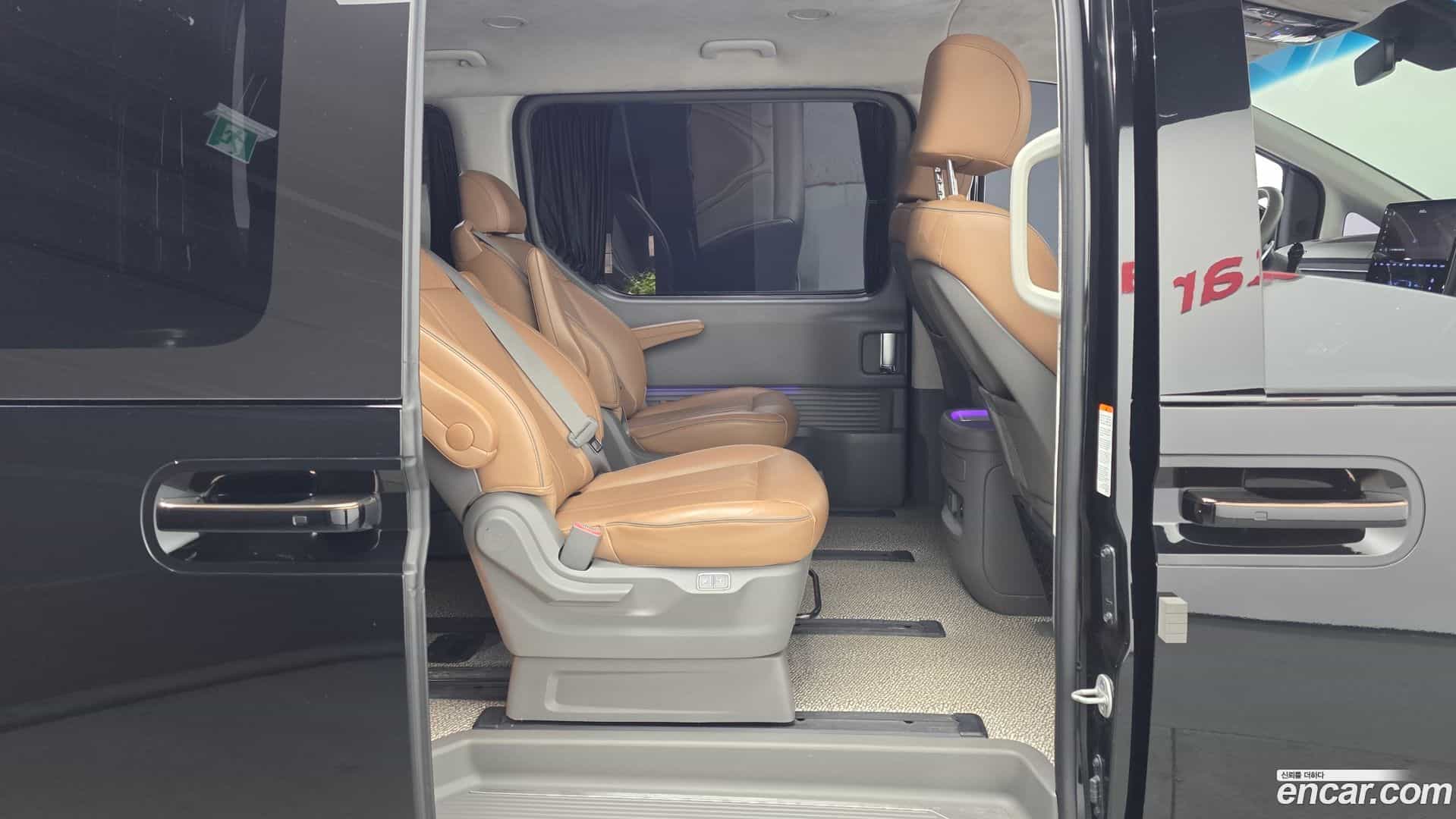 Staria Hyundai 2022.10-OPTION-015