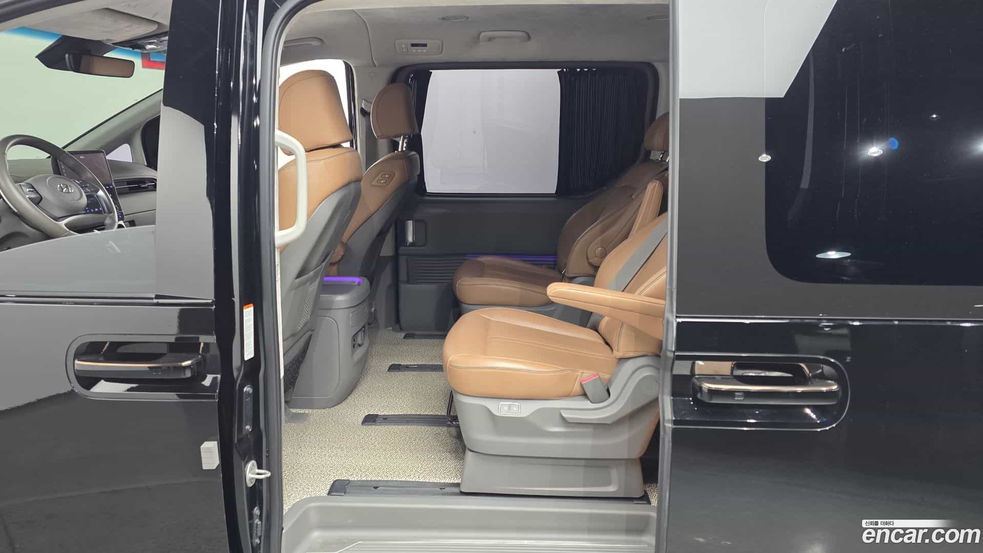 Staria Hyundai 2022.10-OPTION-016