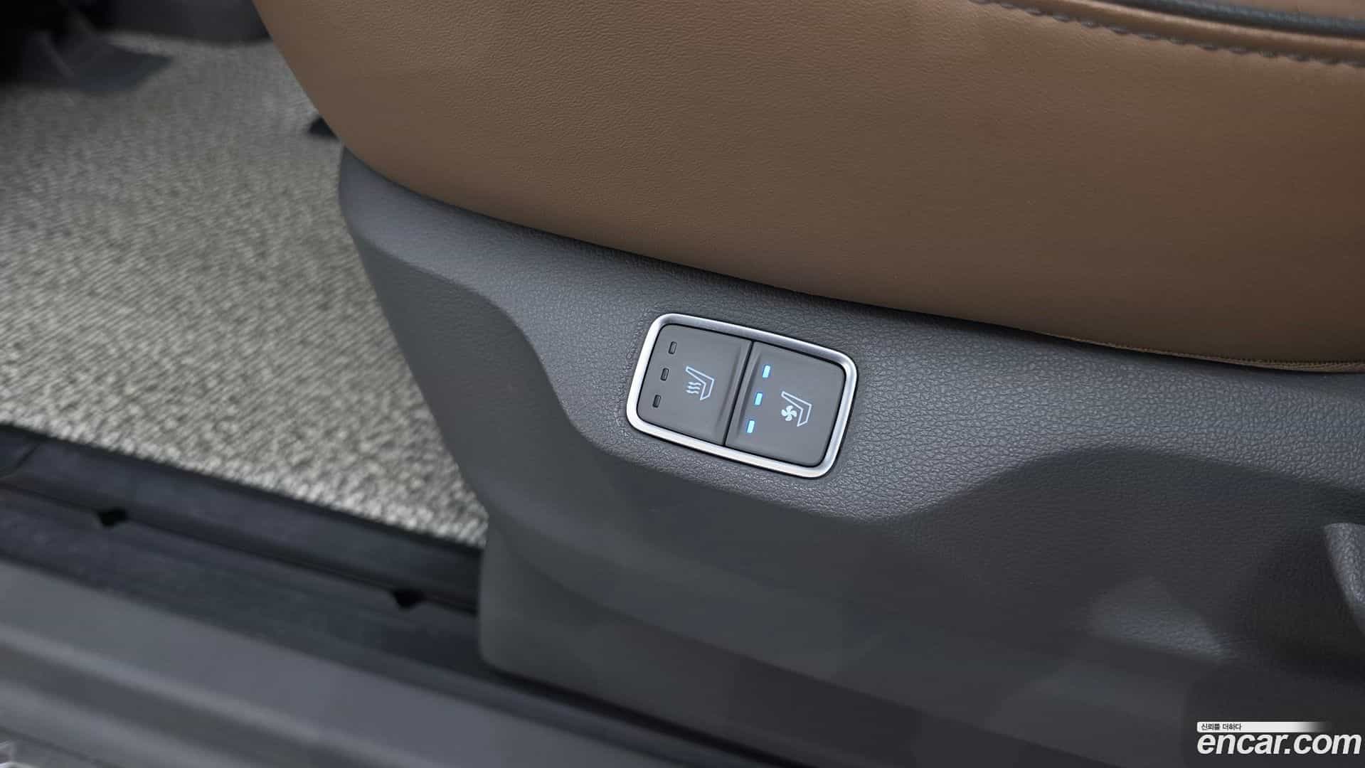 Staria Hyundai 2022.10-OPTION-023