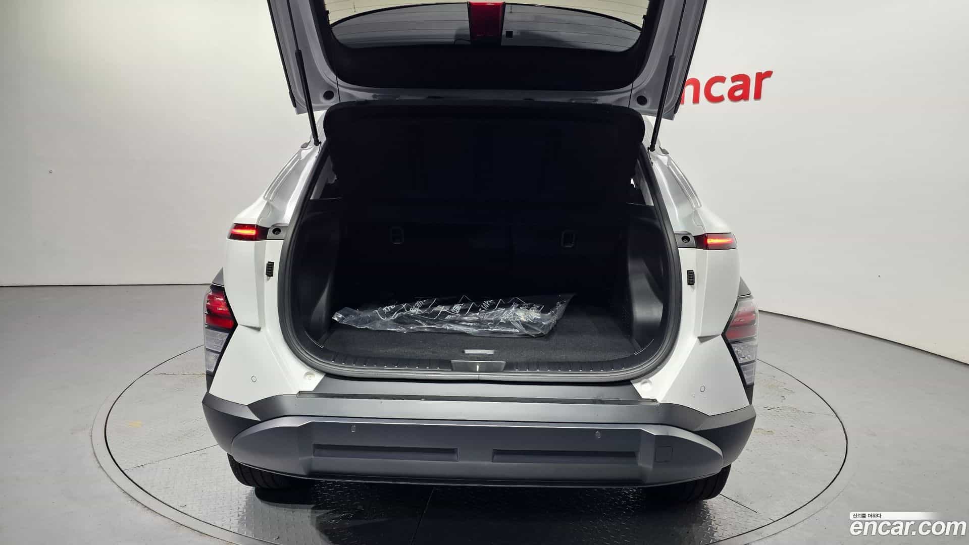 Kona Hyundai 2023.3-OPTION-024