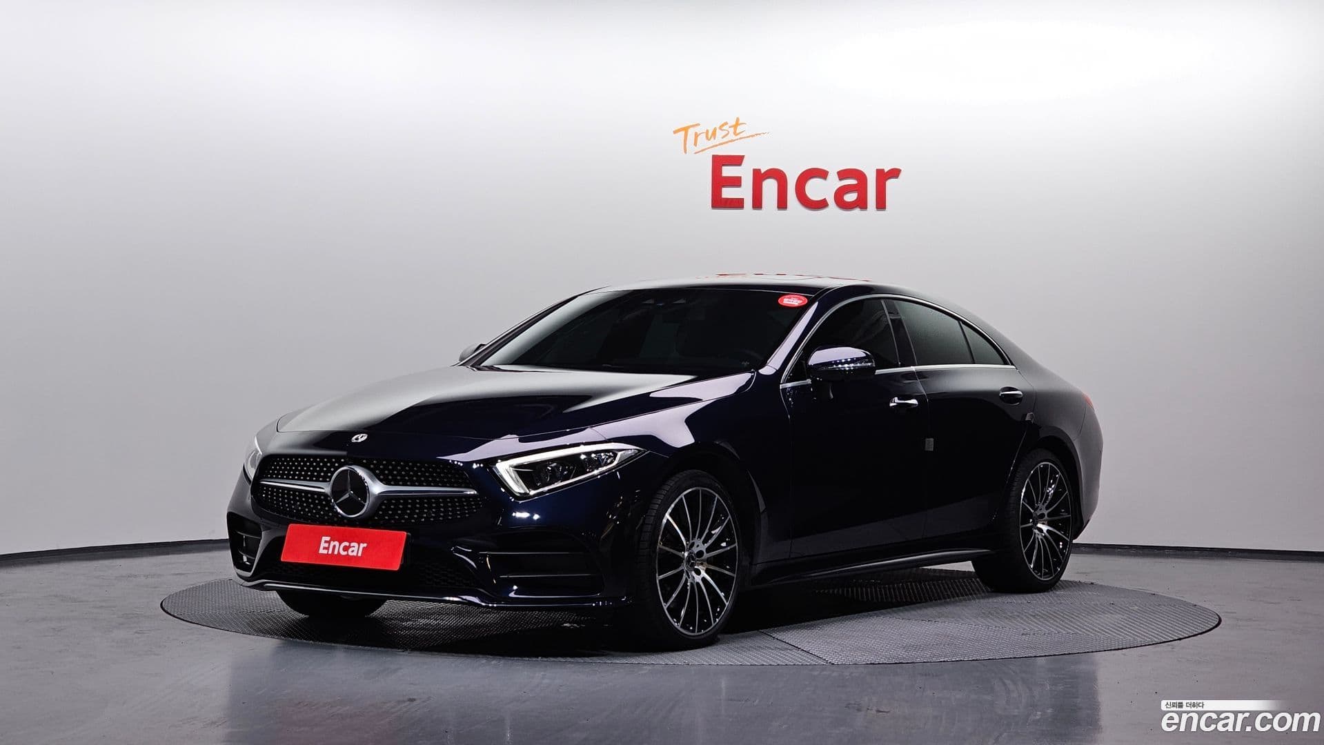 Main__Slider__Photo:CLS-Class Mercedes-Benz 2019.10-0