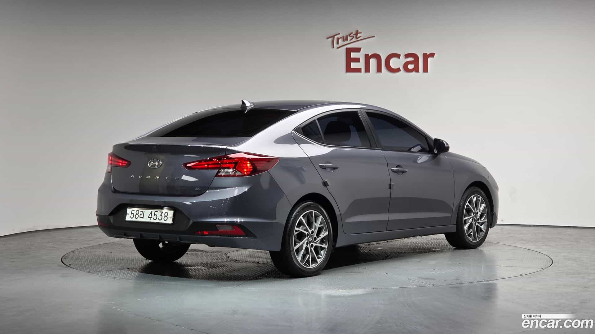 AVANTE Hyundai 2019.3-OUTER-002