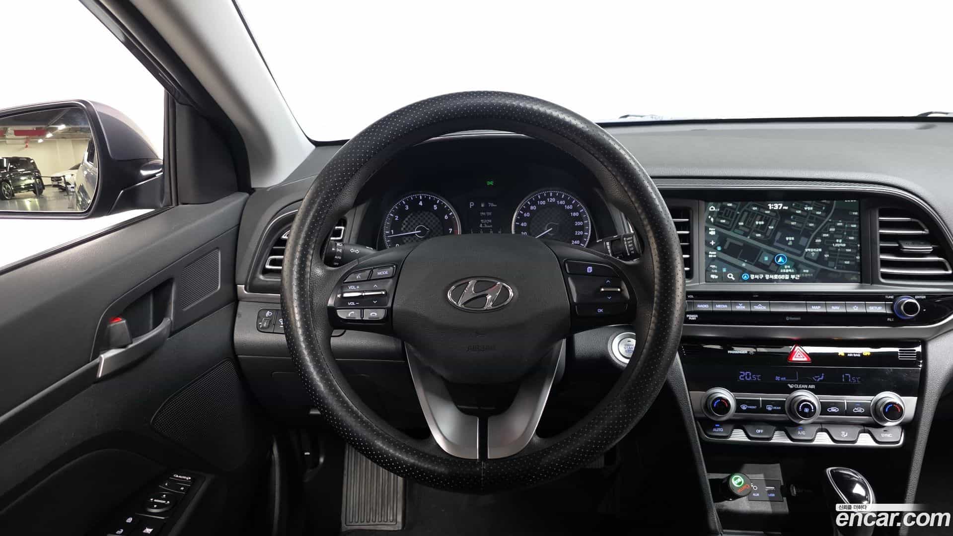 AVANTE Hyundai 2019.3-OPTION-017