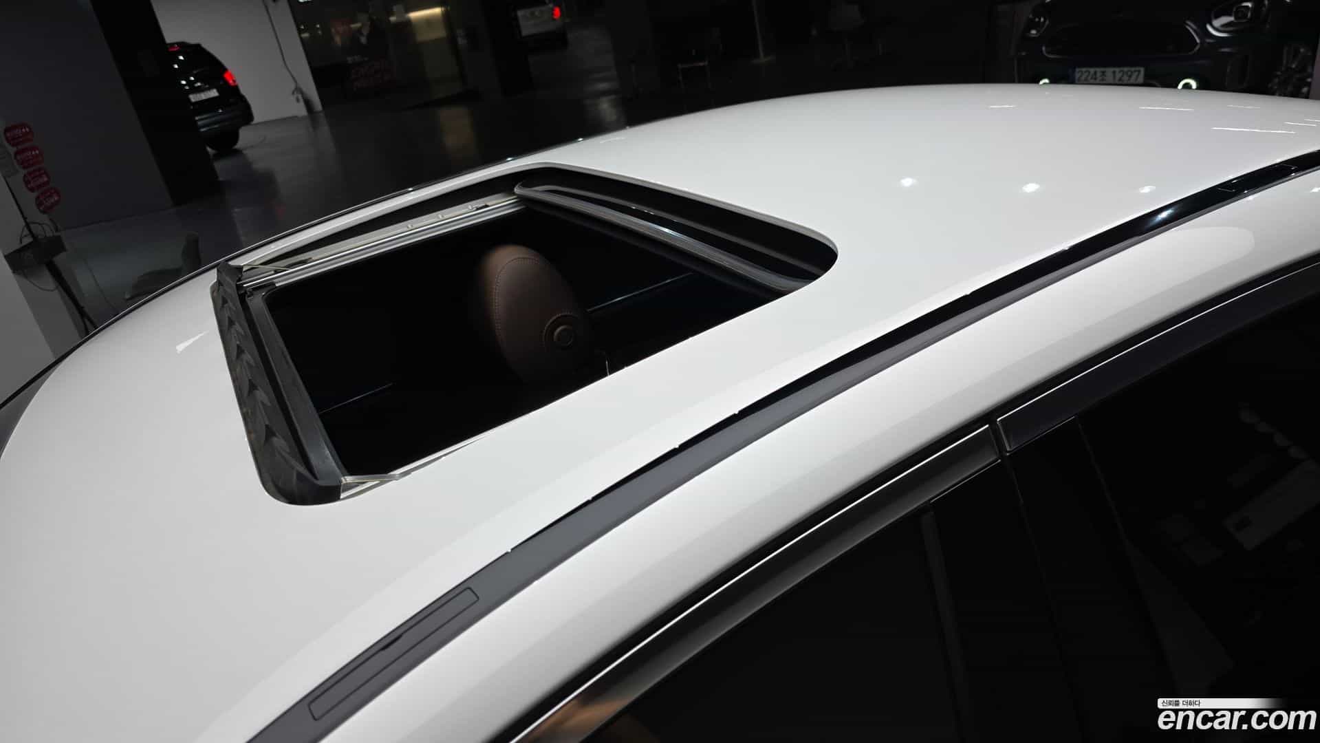 E-Class Mercedes-Benz 2020.4-OPTION-019