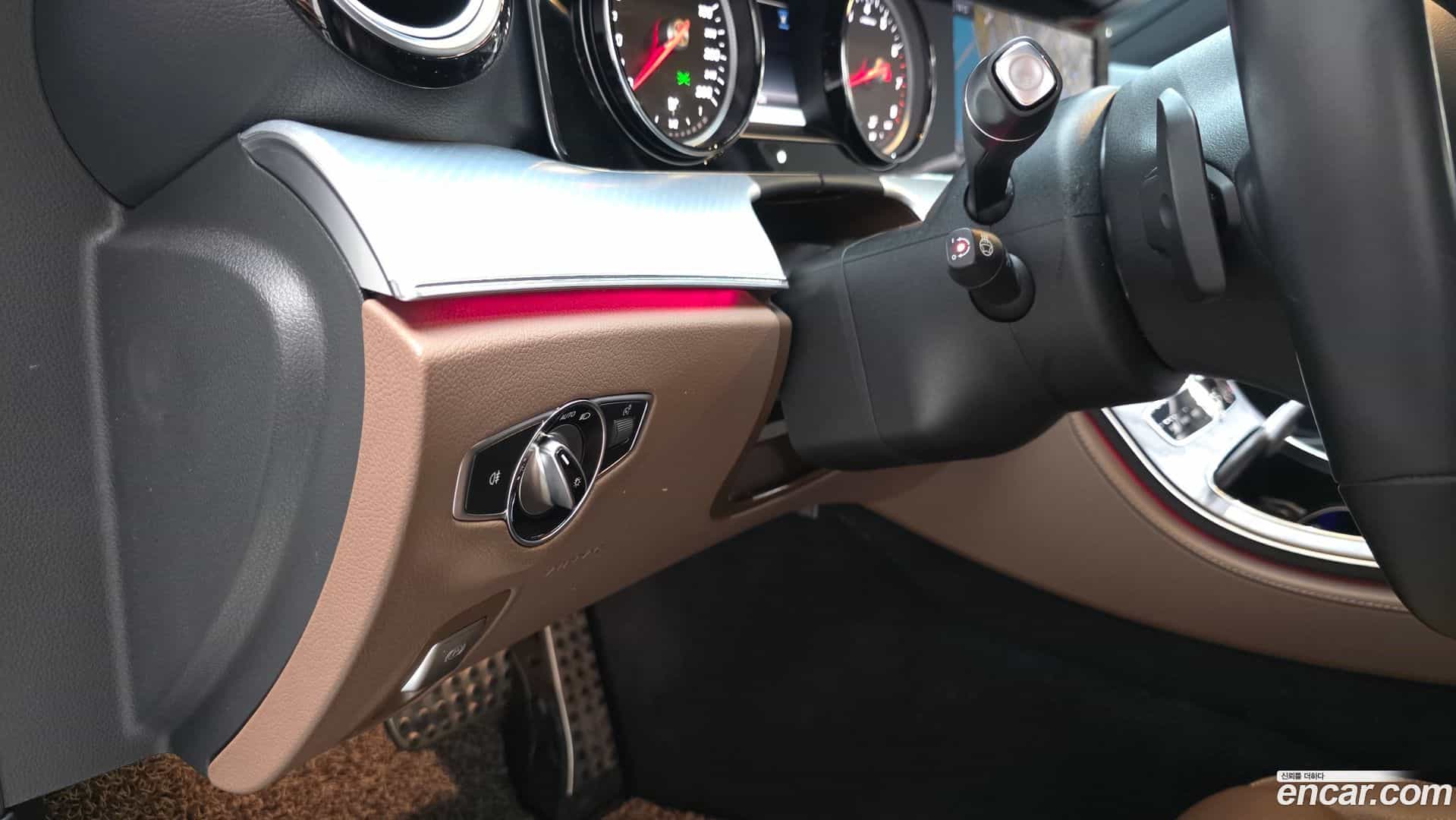 E-Class Mercedes-Benz 2020.4-OPTION-022