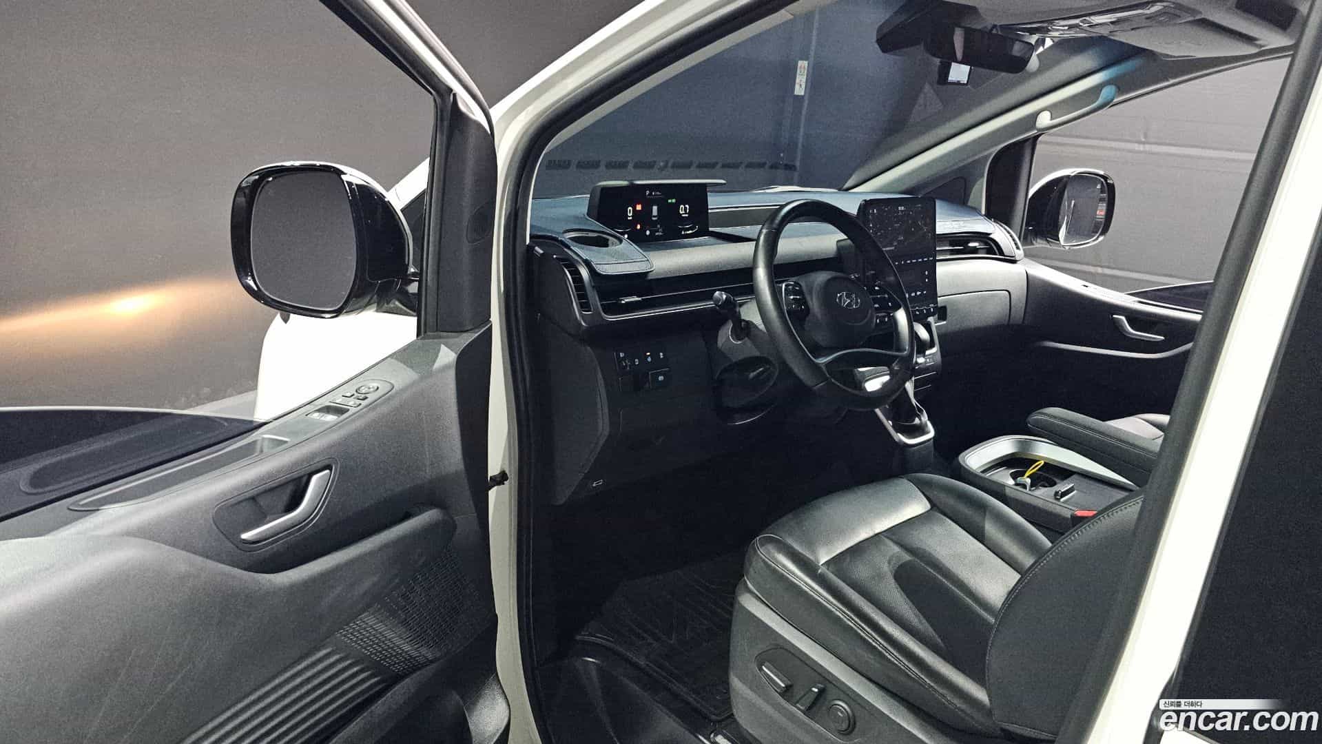 Staria Hyundai 2023.3-INNER-010