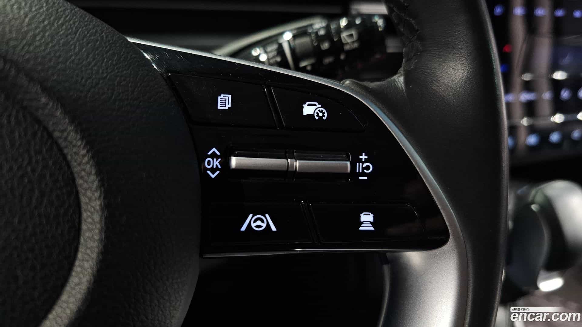 Staria Hyundai 2023.3-OPTION-020