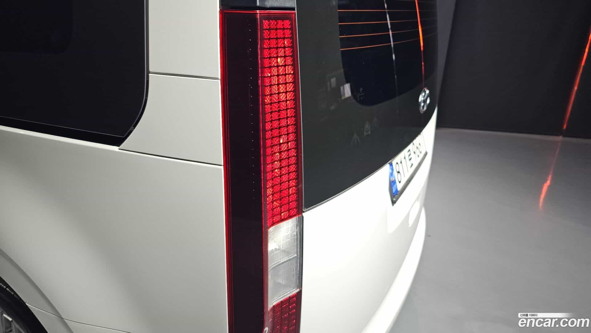Staria Hyundai 2023.3-OUTER-033