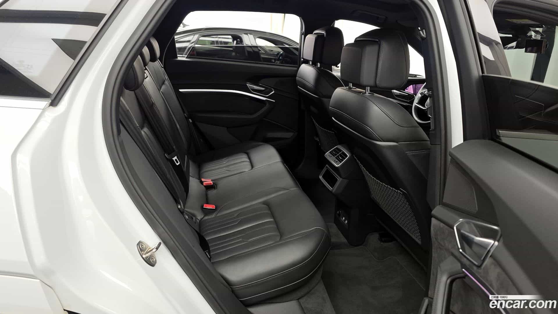 e-tron Audi 2020.7-OPTION-015