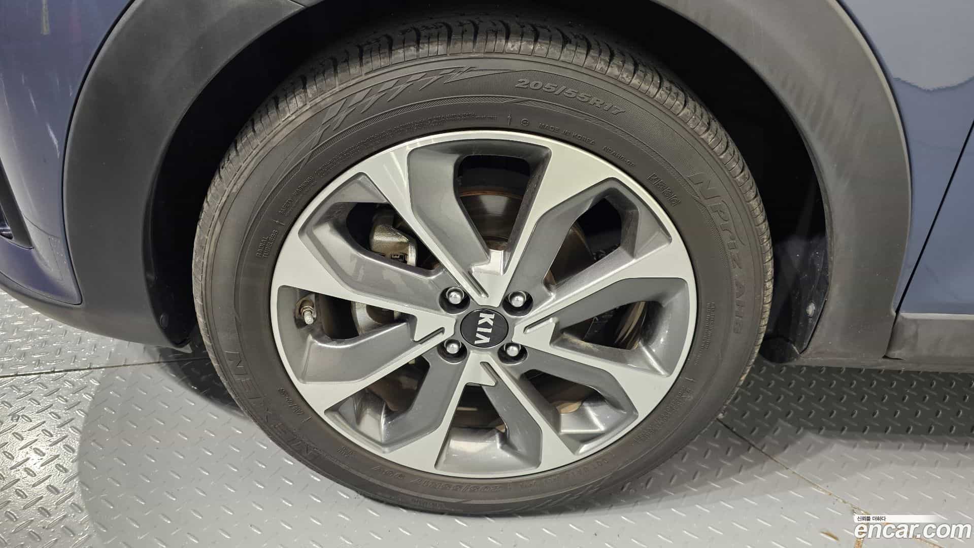 Stonic Kia 2018.9-OUTER-005