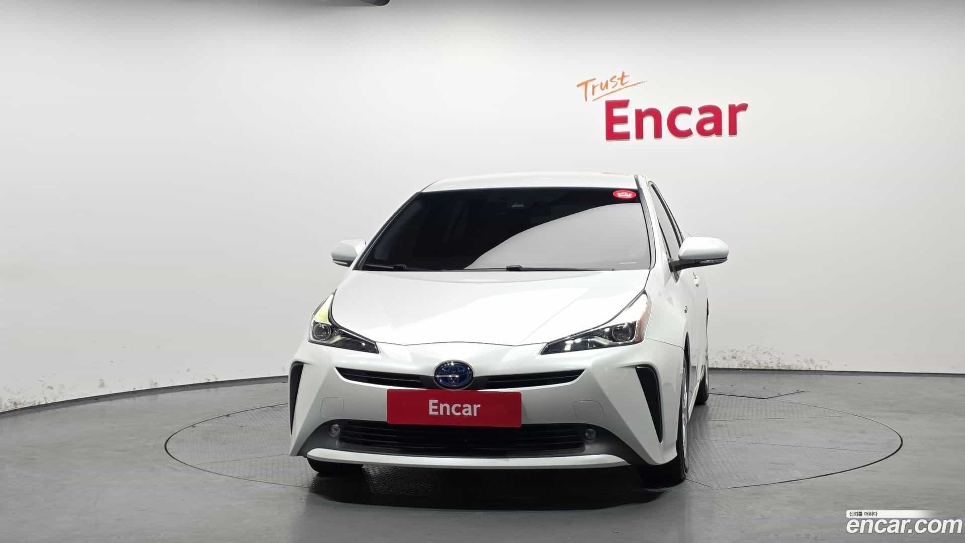 Prius Toyota 2021.6-OUTER-003