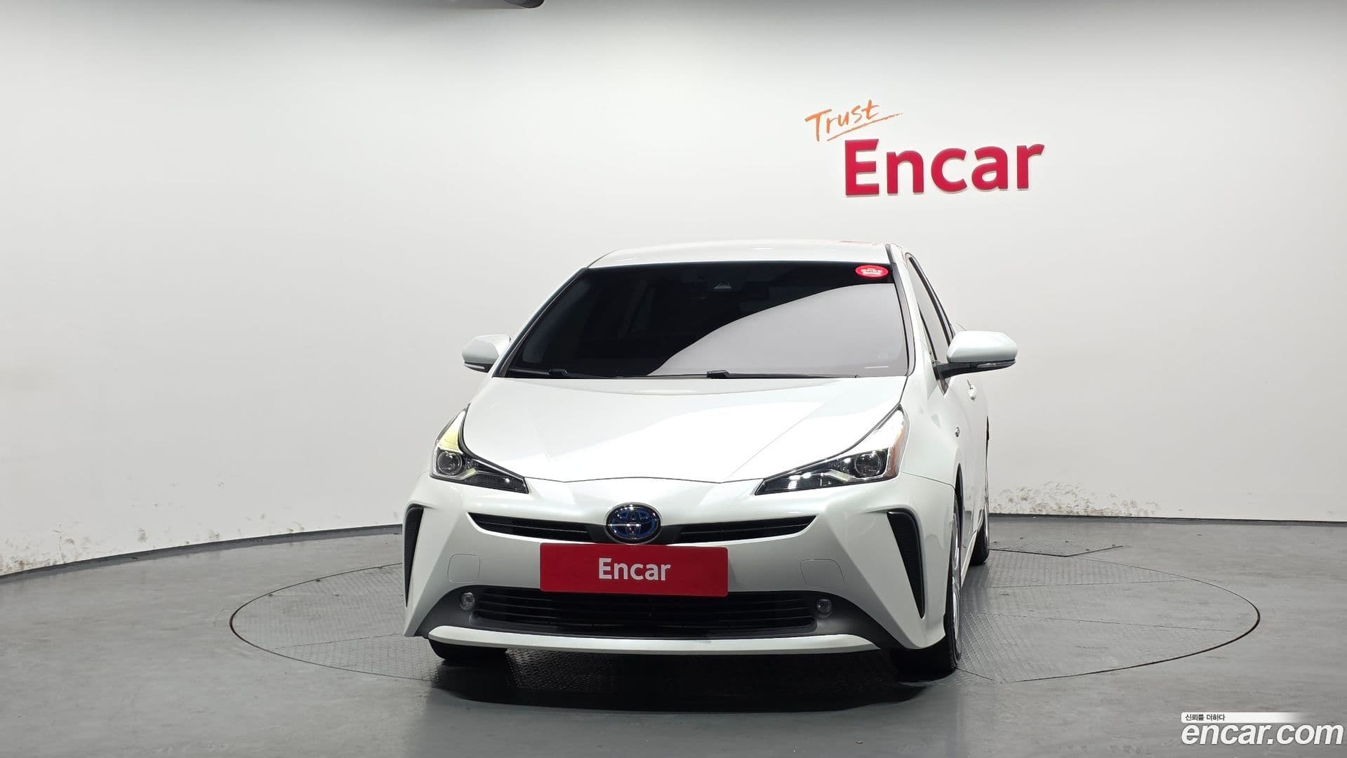 Main__Slider__Photo:Prius Toyota 2021.6-2