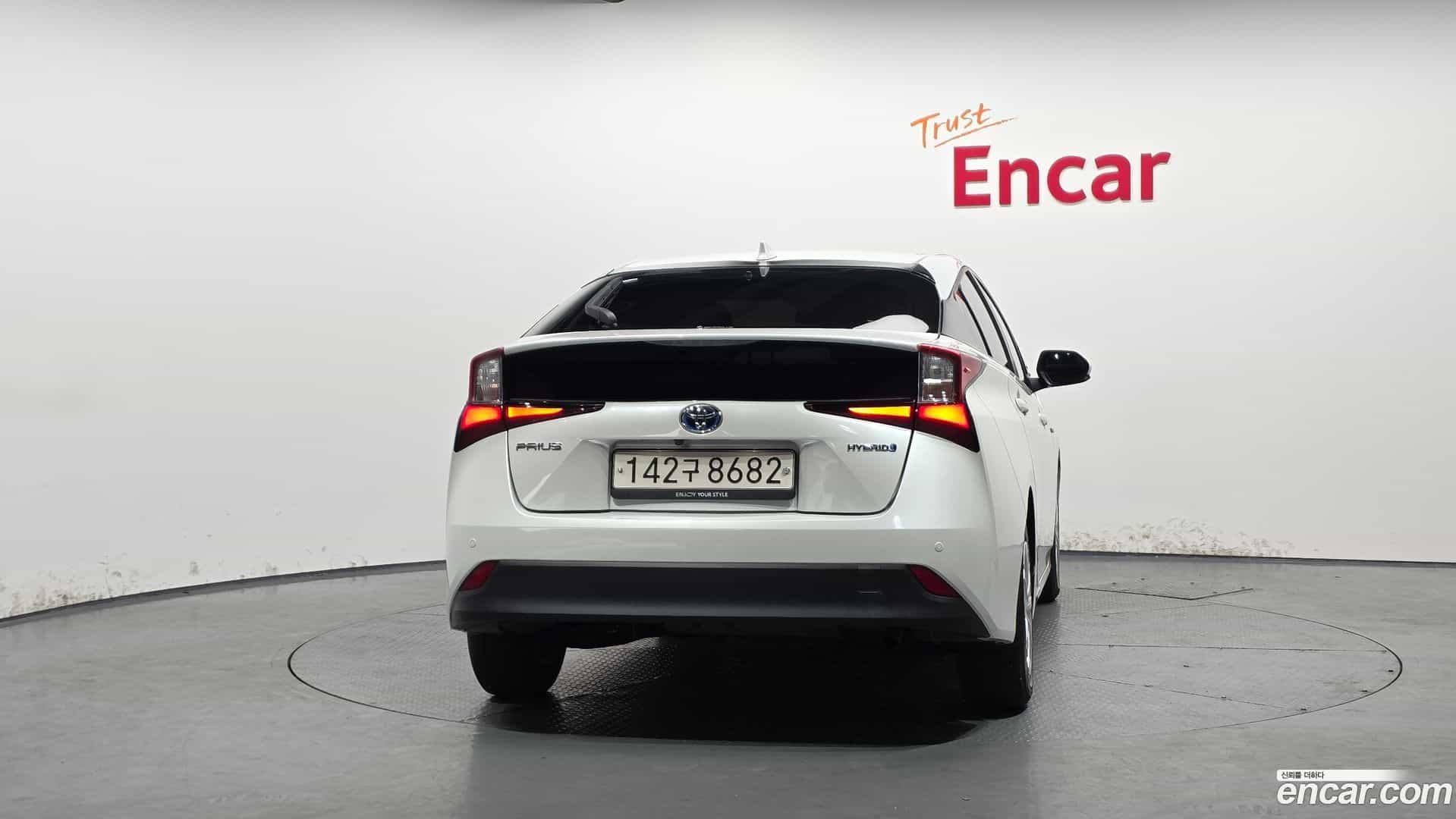 Prius Toyota 2021.6-OUTER-004