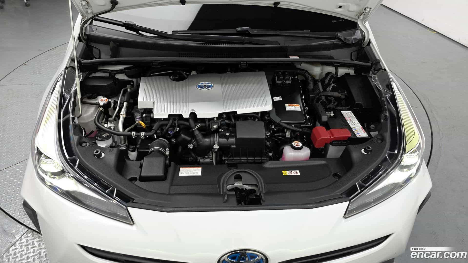 Prius Toyota 2021.6-OUTER-006