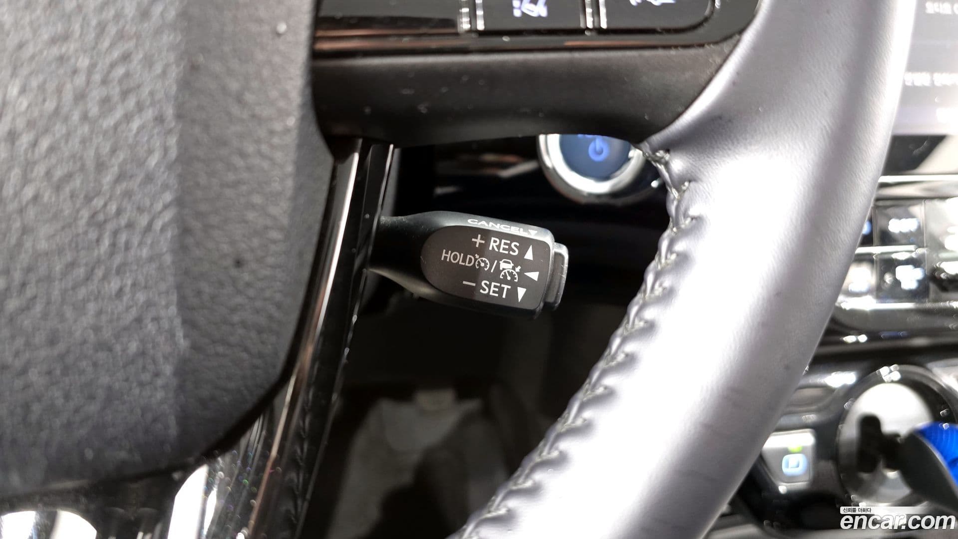 Main__Slider__Photo:Prius Toyota 2021.6-14
