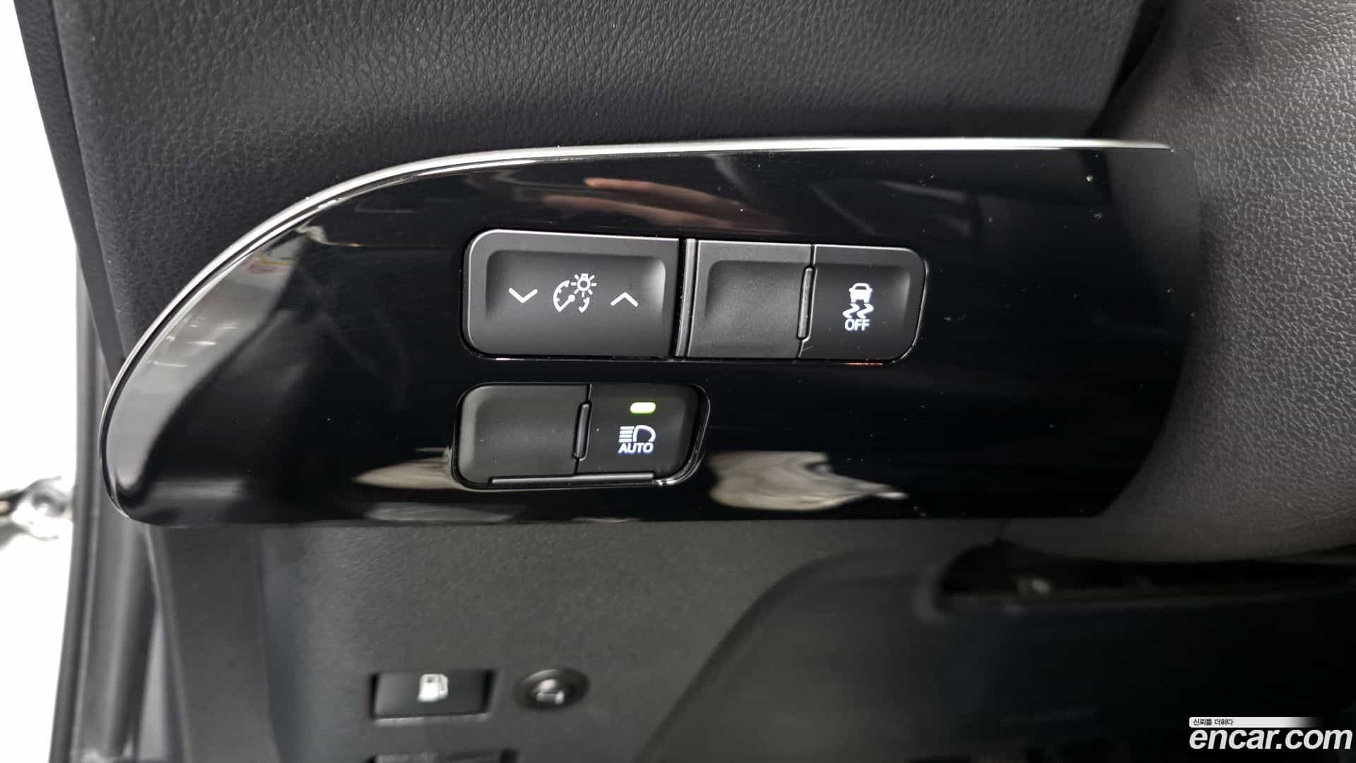 Prius Toyota 2021.6-OPTION-040